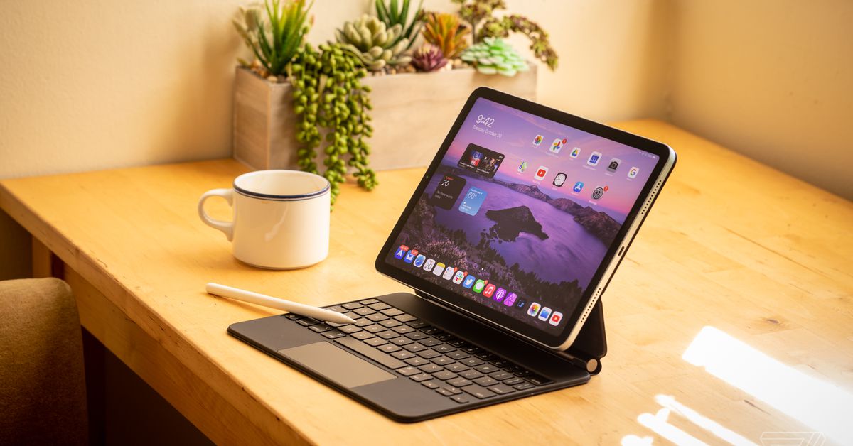 Apple iPad Air (2020) thumbnail 4