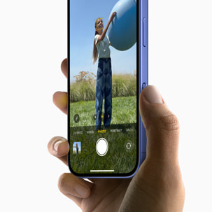 Apple iPhone 16 Plus thumbnail 4