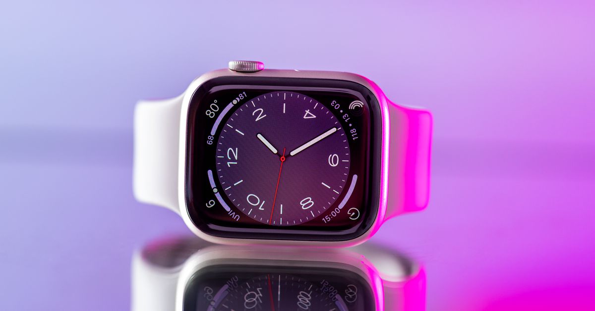 Apple Watch Series 8 thumbnail 2
