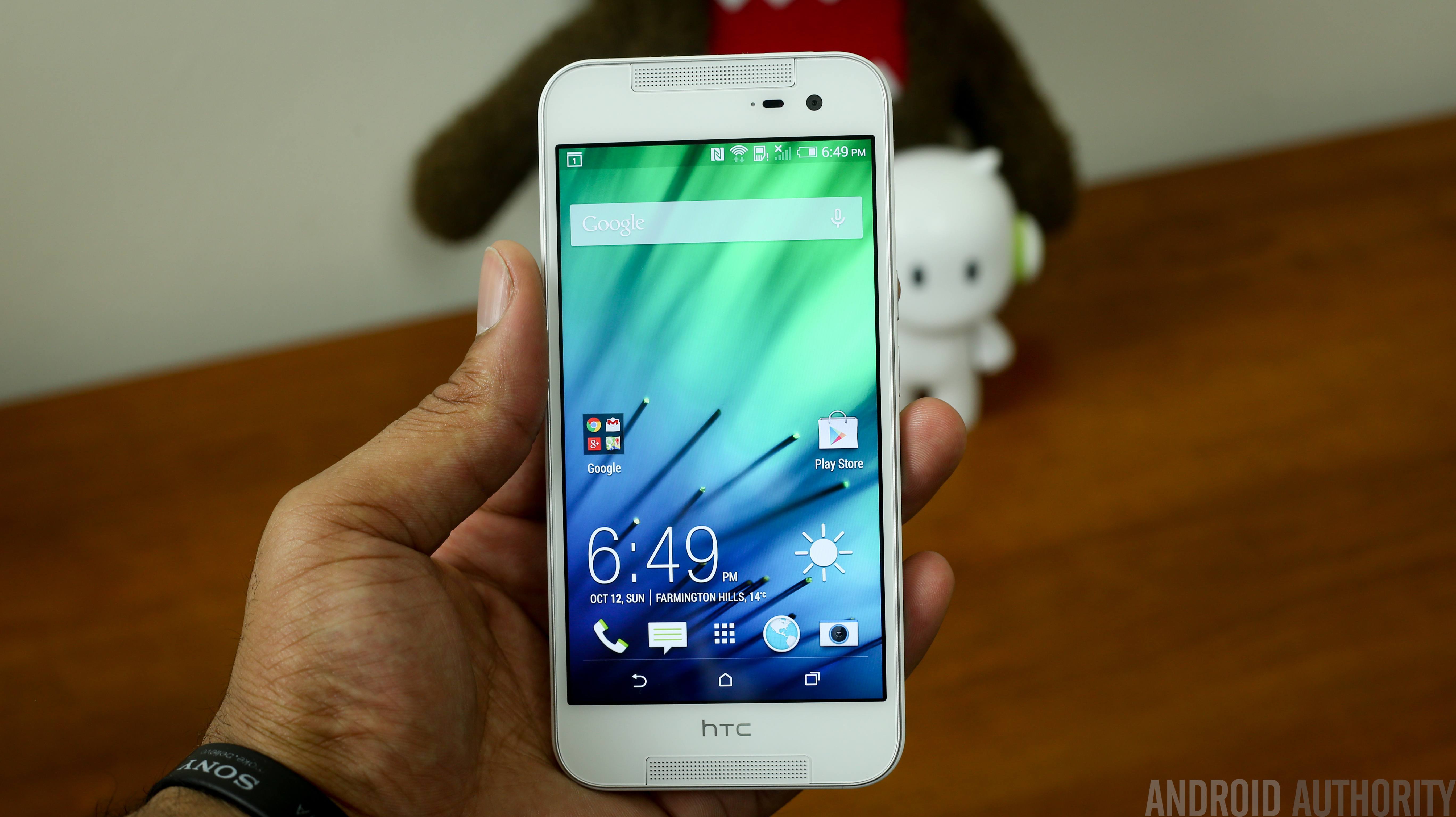 HTC Butterfly 2 thumbnail 2