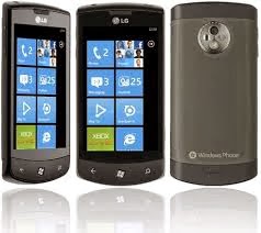 LG E900 Optimus 7 thumbnail 6