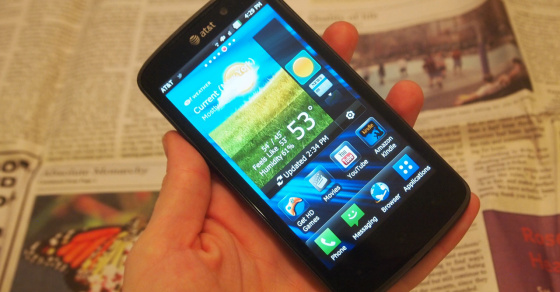 LG Nitro HD thumbnail 4