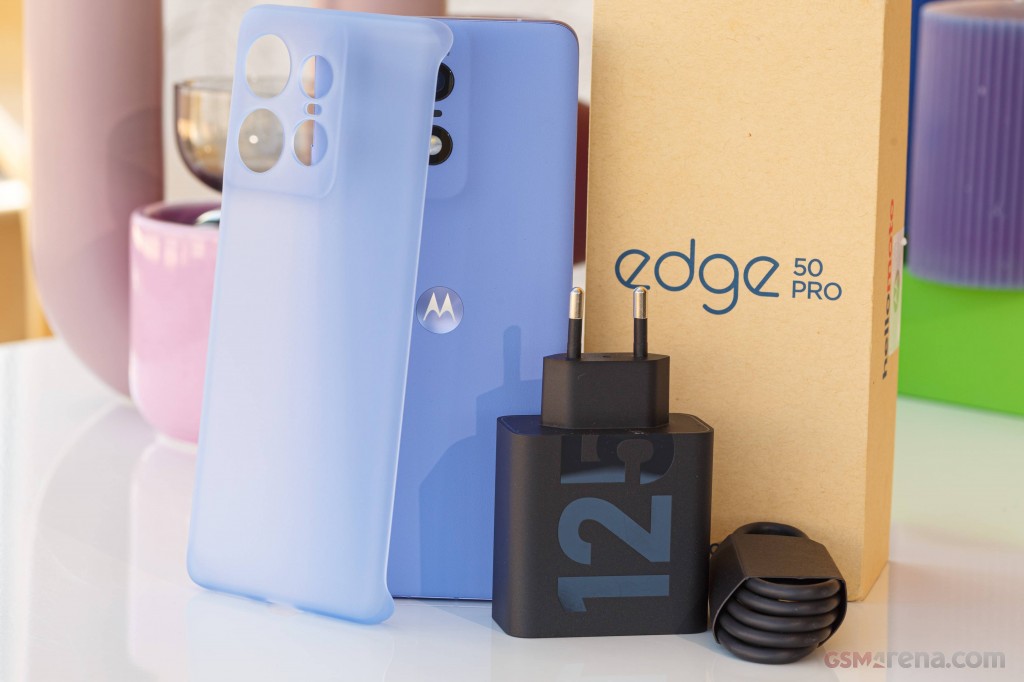 Motorola Edge 50 Pro thumbnail 4