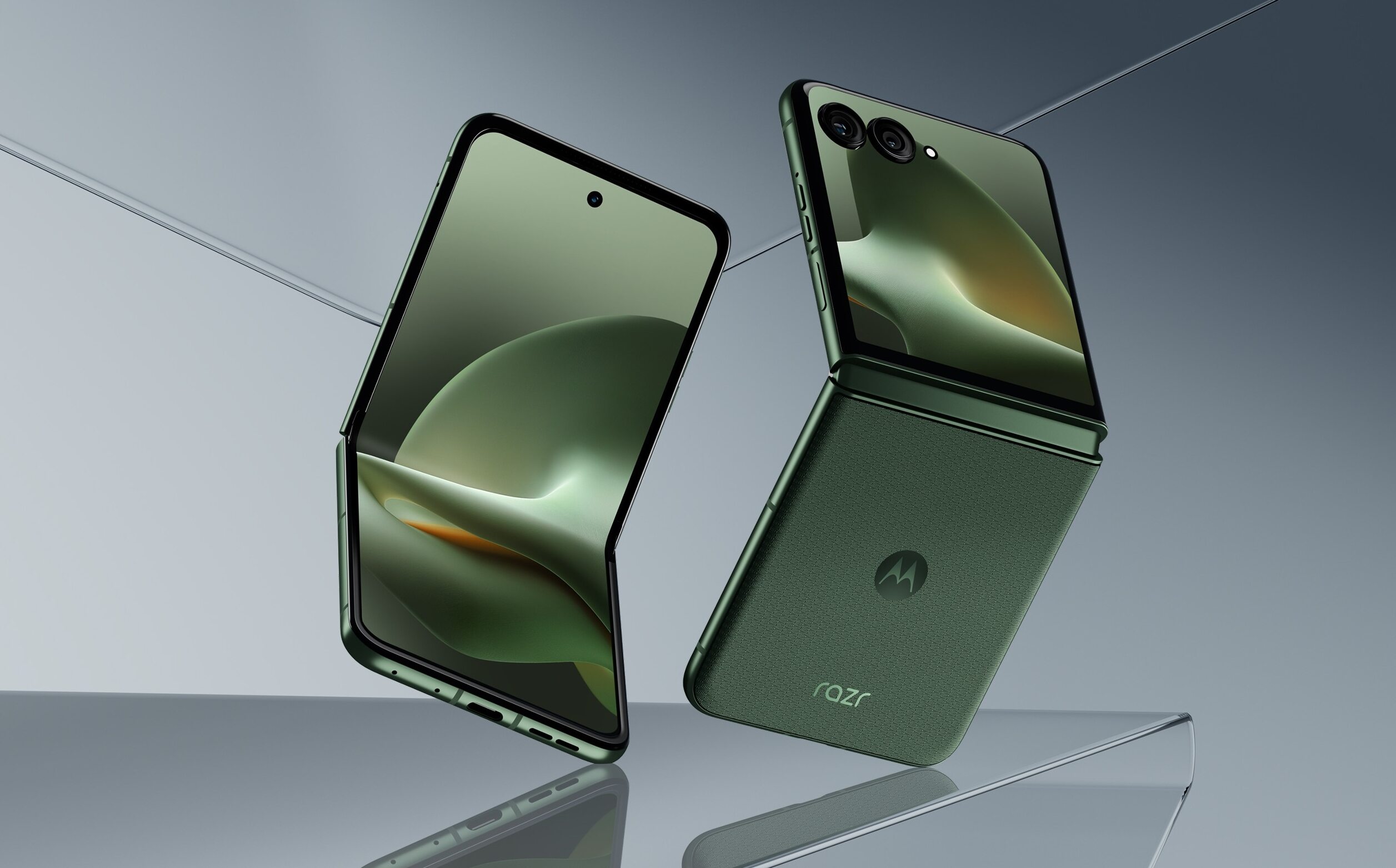 Motorola Razr 70+ thumbnail 2