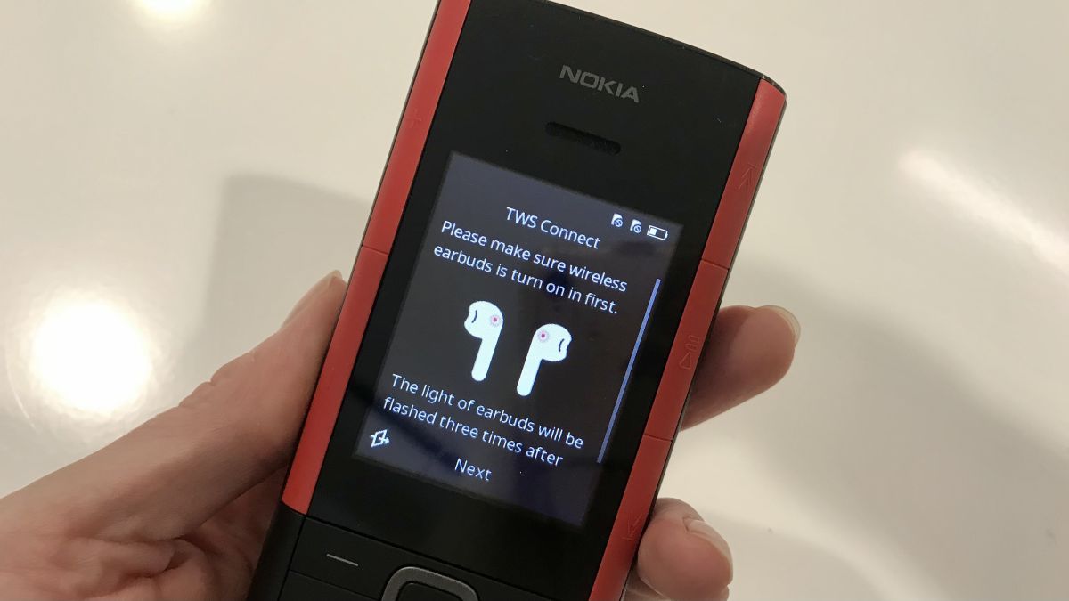 Nokia 5710 XpressAudio thumbnail 4