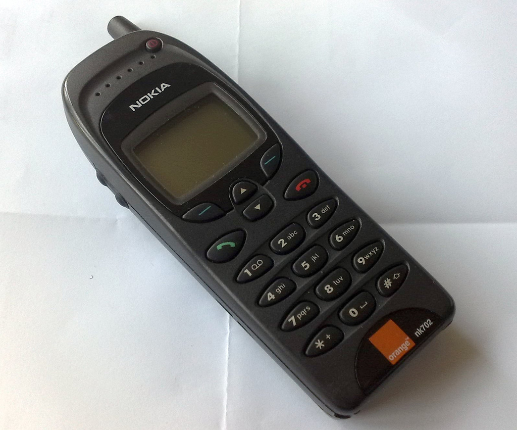 Nokia 6130 thumbnail 2