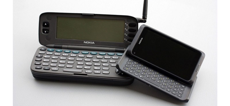 Nokia 9000 Communicator thumbnail 3