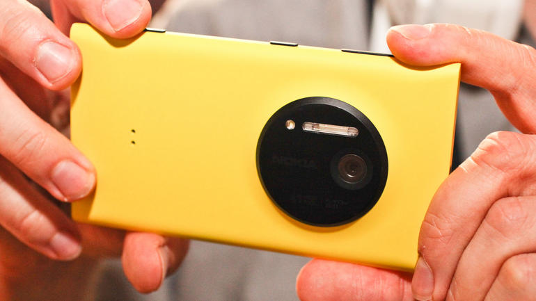 Nokia Lumia 1020 thumbnail 2