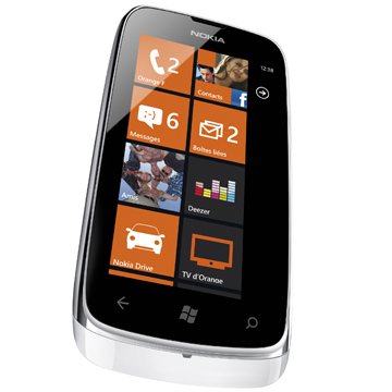 Nokia Lumia 610 NFC thumbnail 2