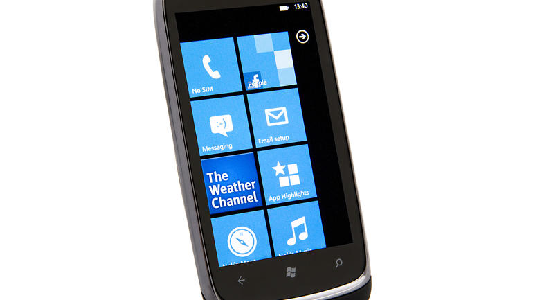 Nokia Lumia 610 thumbnail 4