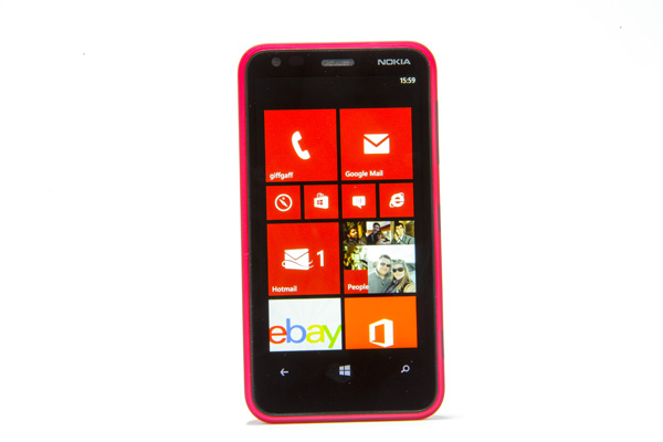 Nokia Lumia 620 thumbnail 4