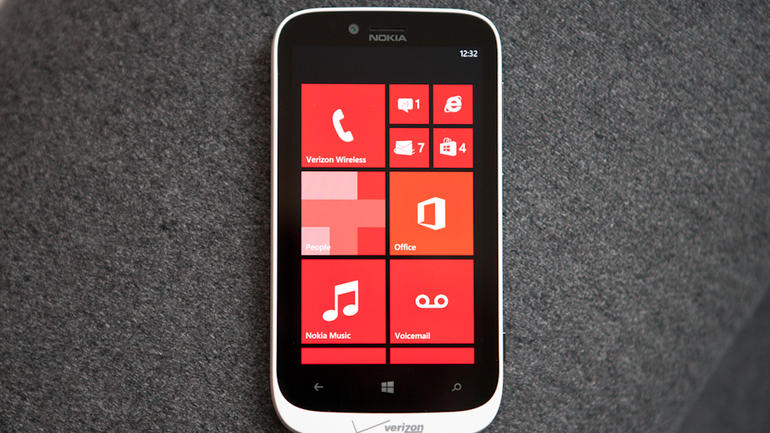 Nokia Lumia 822 thumbnail 2