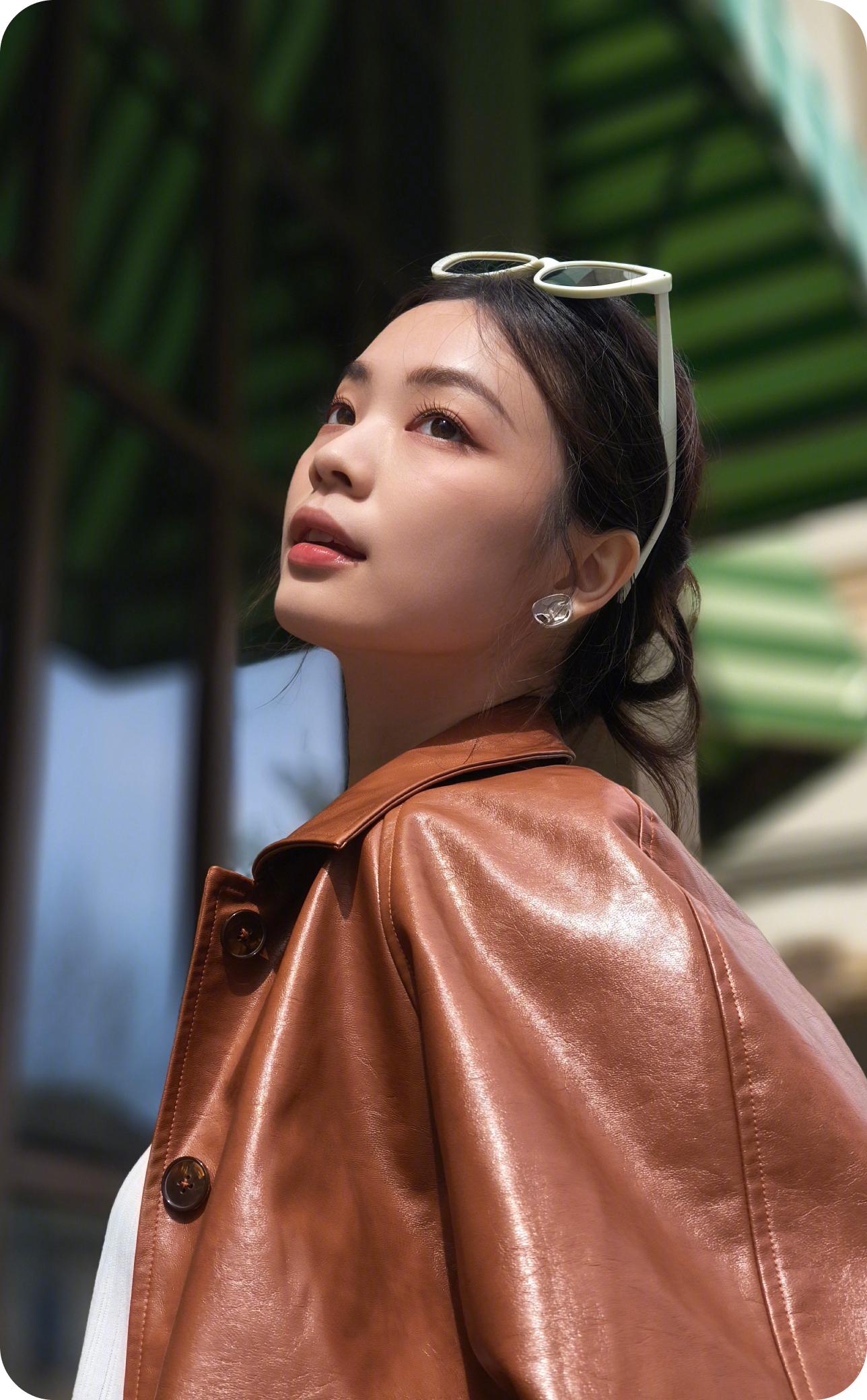 OPPO Reno12 thumbnail 4