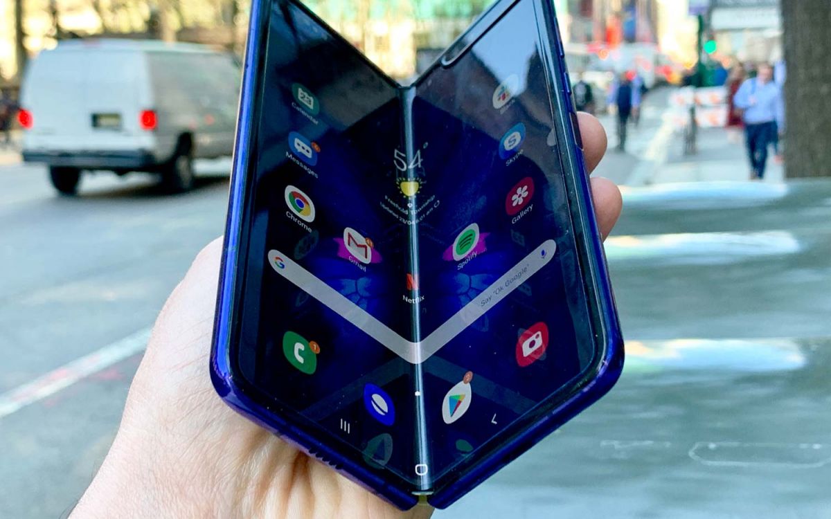 Samsung Galaxy Fold thumbnail 5