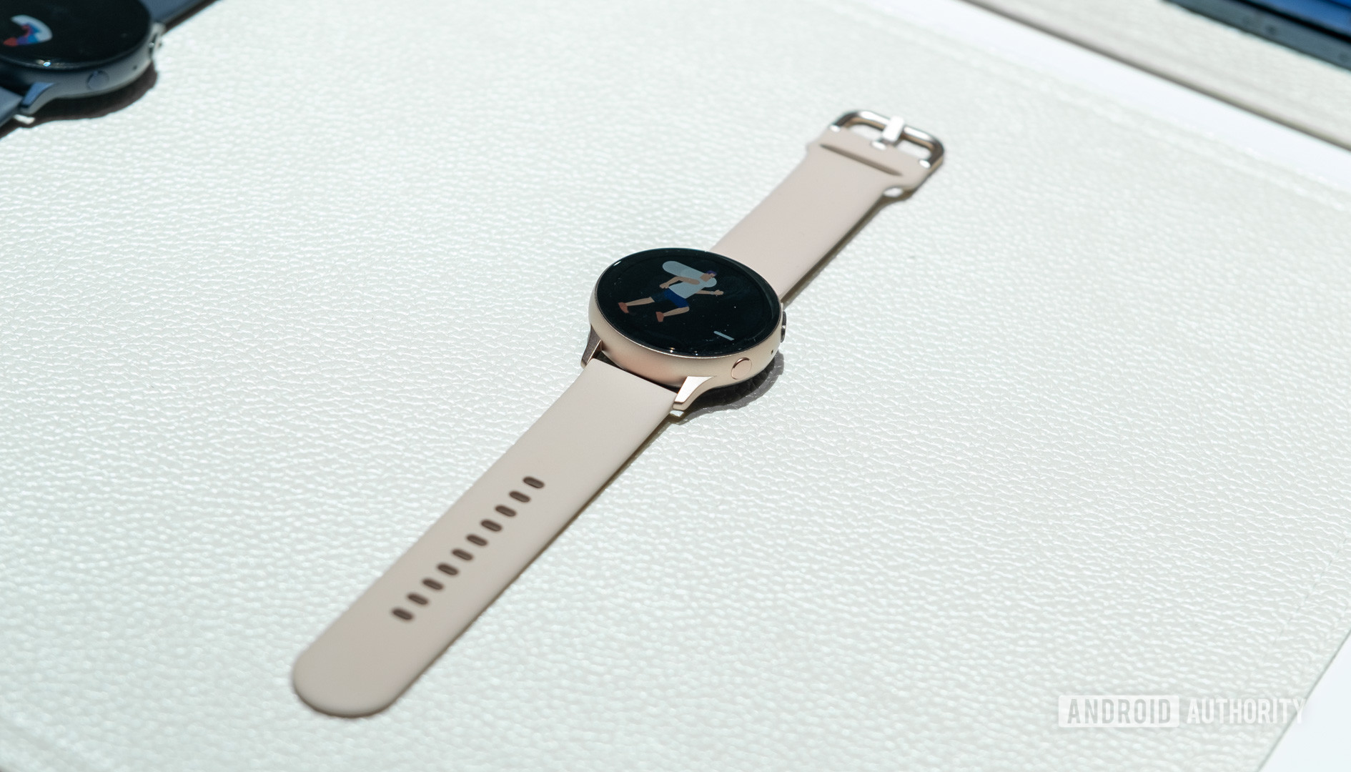 Samsung Galaxy Watch Active2 thumbnail 2