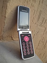 Sony Ericsson T707 thumbnail 2