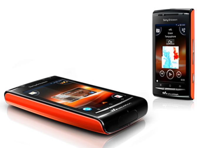 Sony Ericsson W8 thumbnail 3